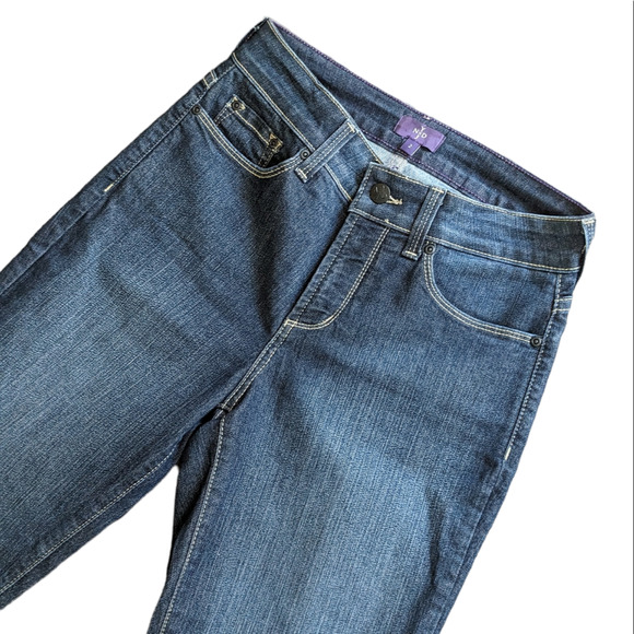 NYDJ Not Your Daughter's Jeans dark wash rhinestone pockets size 2 - Picture 2 of 10